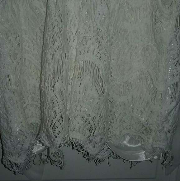 Lace romper - Picture 4 of 4